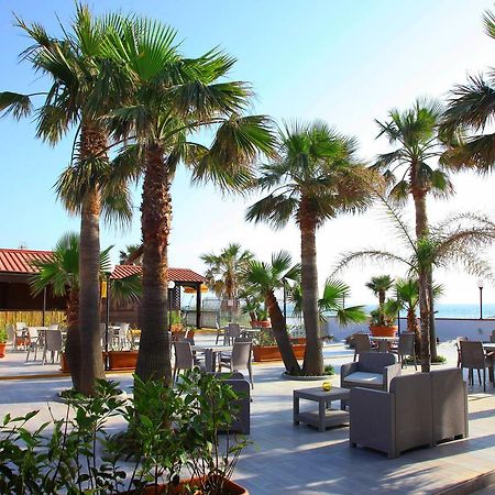 Villaggio La Bussola Paola Buitenkant foto