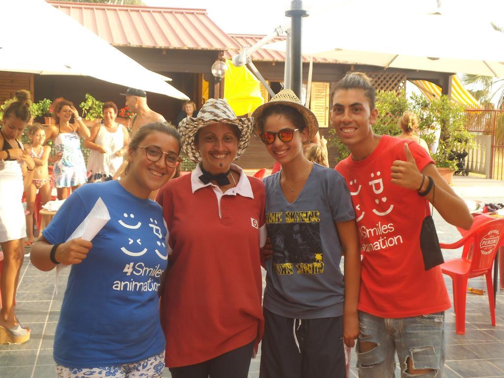 Villaggio La Bussola Paola Buitenkant foto