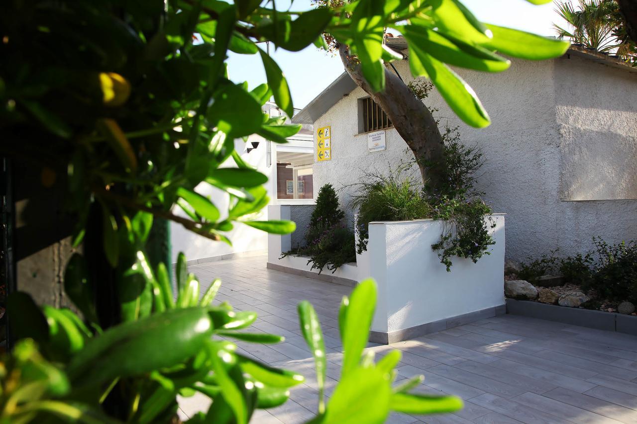 Villaggio La Bussola Paola Buitenkant foto